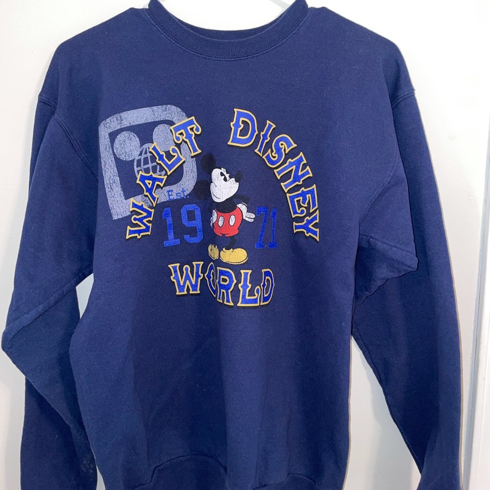 Disney crew neck